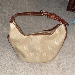 Dooney & Bourke purse